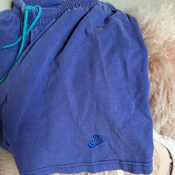 Vintage Nike Air Jordan Embroidered Cotton Shorts Cobalt Blue Men’s Small Quilt - Picture 3 of 9